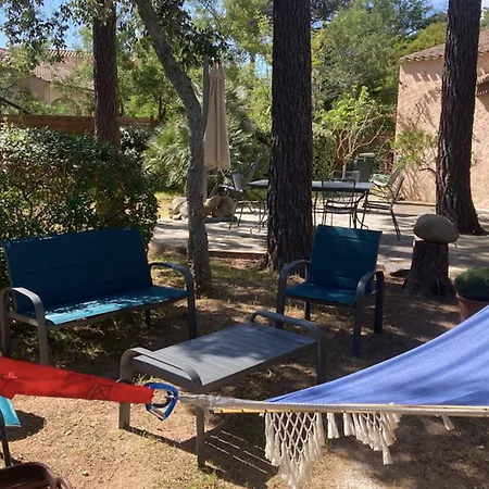 Spacious House With Terrace - 8 Minutes Away 펜션 *