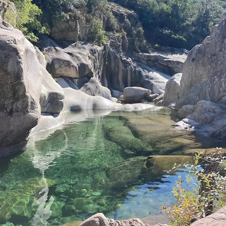 Spacious House With Terrace - 8 Minutes Away *