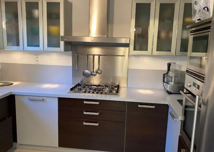 Maison Spacieuse Avec Terrasse - à 8min Hébergement de vacances Lecci