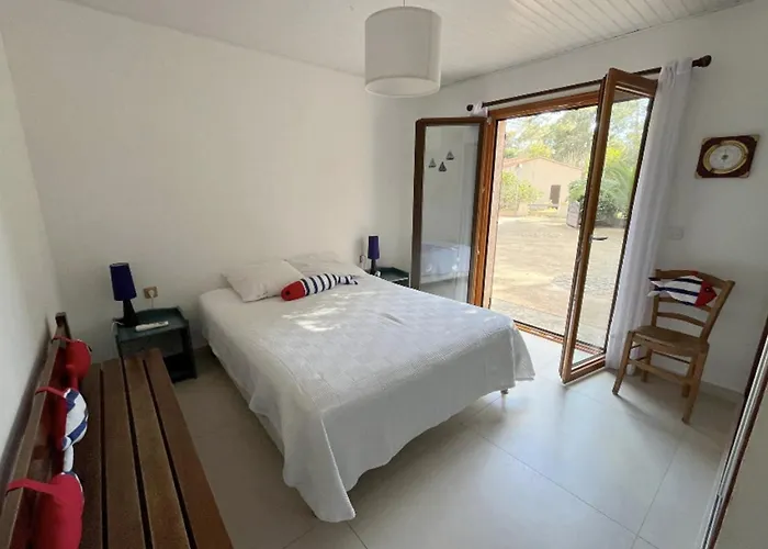 Maison Spacieuse Avec Terrasse - à 8min Hébergement de vacances Lecci