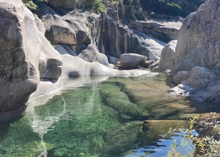 Maison Spacieuse Avec Terrasse - à 8min *